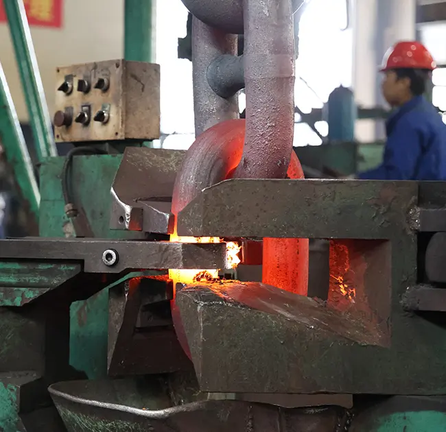 ஆழமான நீல ஆற்றலின் வளர்ச்சியைப் பாதுகாக்கும் 